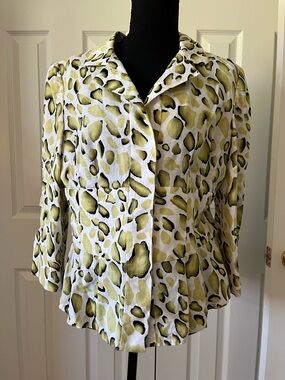 Carlisle Linen Blend Button Front Top | Size 12 | Animal Print EUC